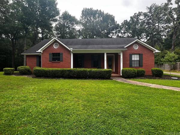 2221 Shady Oaks, El Dorado, AR 71730