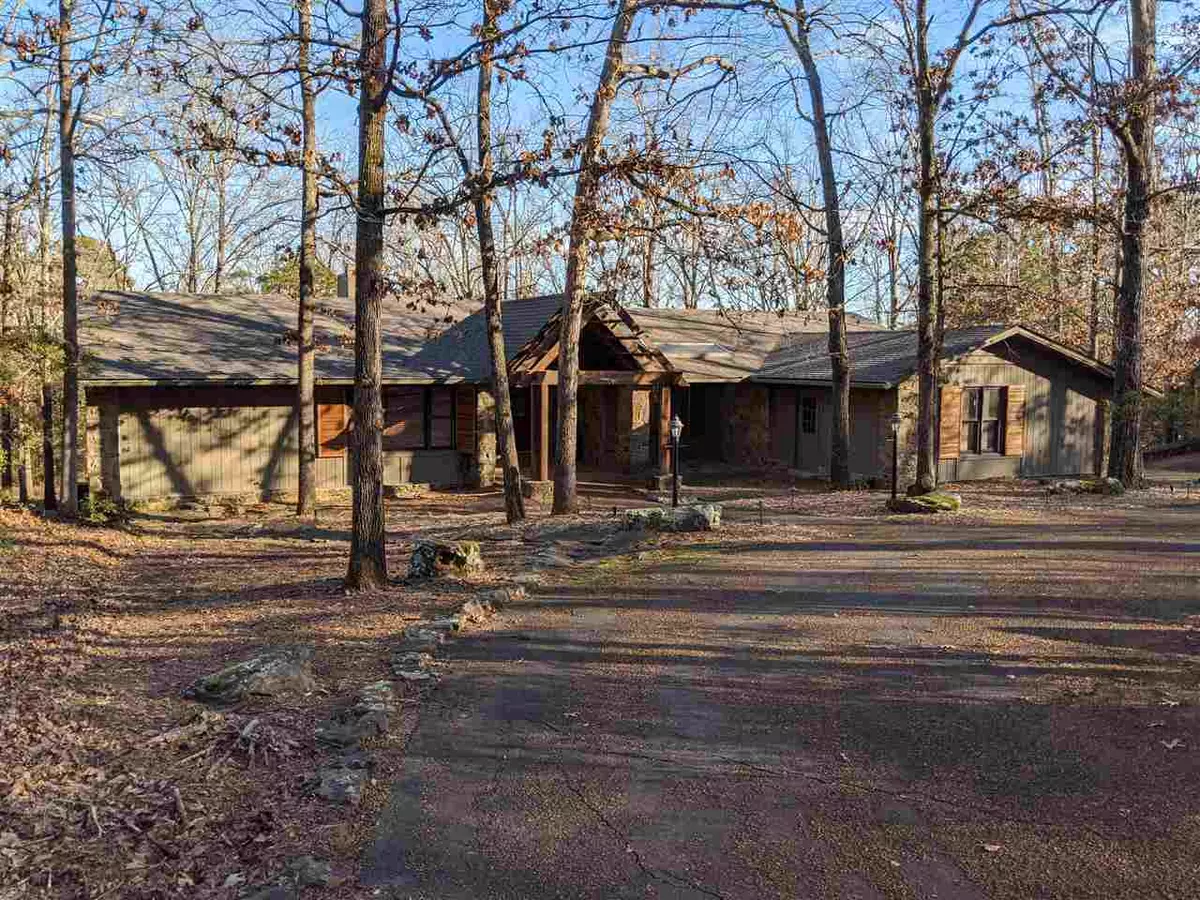 Heber Springs, AR 72543,904 Sugar Maple Drive