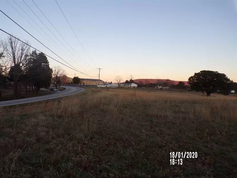 E MAIN Street, Mountain View, AR 72560-0000