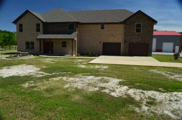 585 CR 9602, Brookland, AR 72417