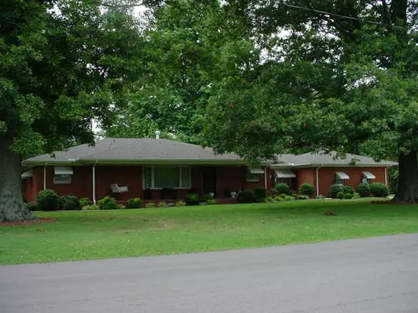 740 E 5th, Rector, AR 72461