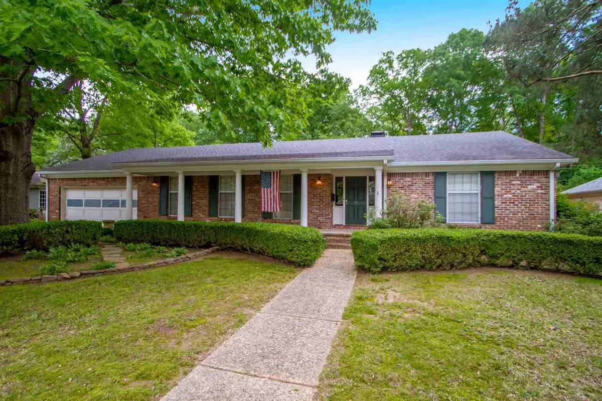 Little Rock, AR 72227-5917,3 Arrow Brook Court