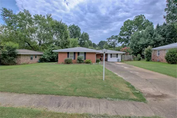 601 W Martin Street, Jacksonville, AR 72076