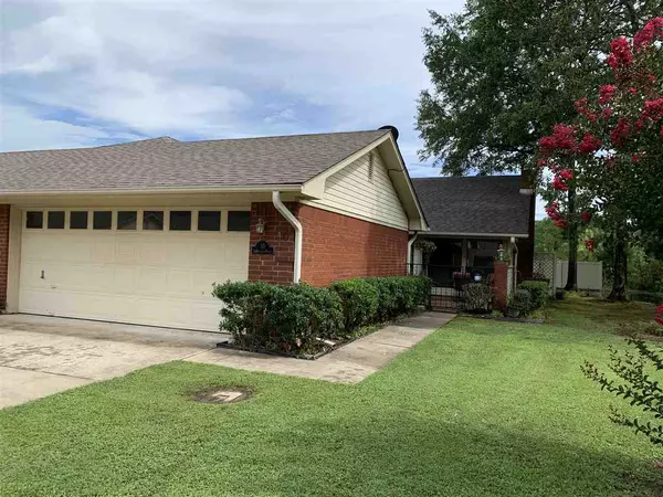 10 Summerset Place, Pine Bluff, AR 71603