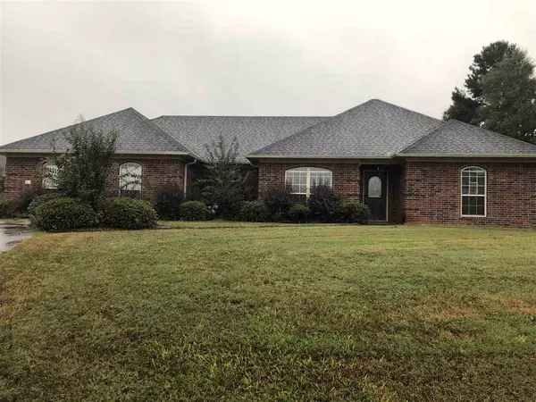 41 Lakeland Dr Drive, Cabot, AR 72023