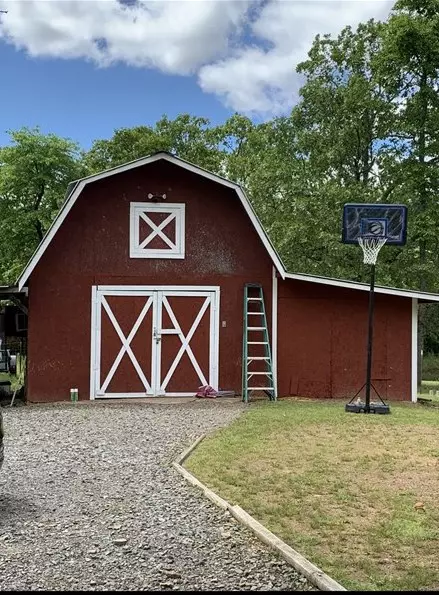 Romance, AR 72136,Address not disclosed