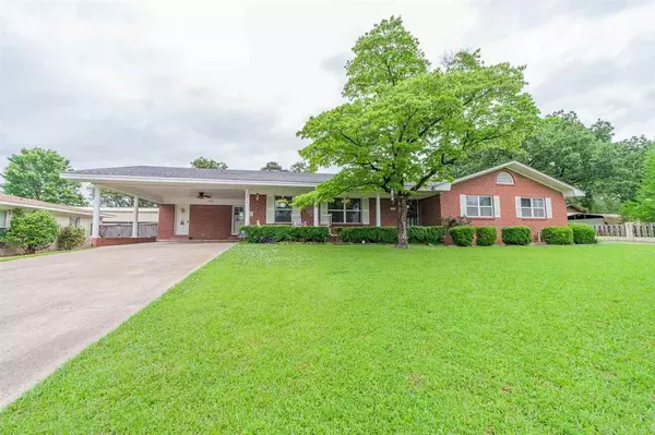 1716 Dogwood Drive, Malvern, AR 72104