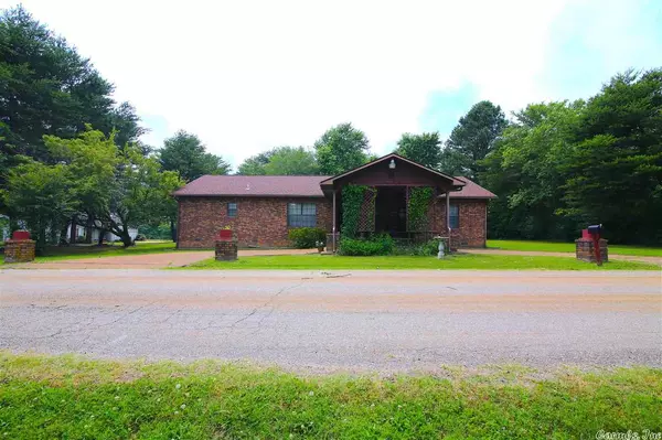 Salem, AR 72576,115 Lake Circle Drive