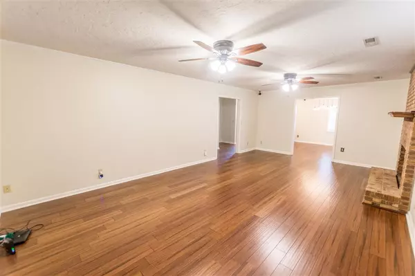 Caraway, AR 72419,1597 CR 841