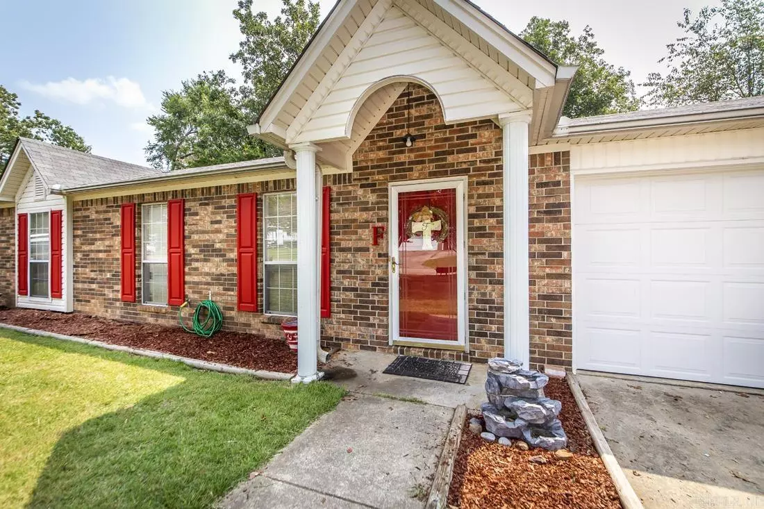Alexander, AR 72002,13823 Cherry Hill Drive