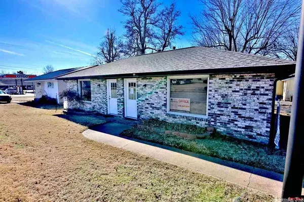 802 S College Street, Mountain Home, AR 72653