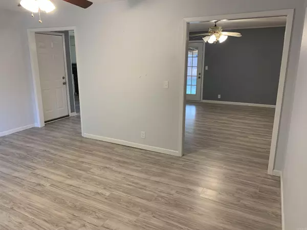 Arkadelphia, AR 71923,907 S 21St Street