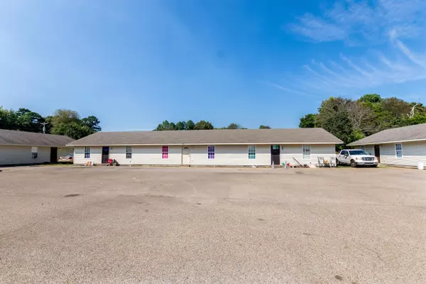 Jonesboro, AR 72405,1700 Pineview Street