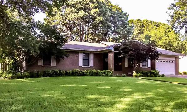 8 Apache Drive, Searcy, AR 72143