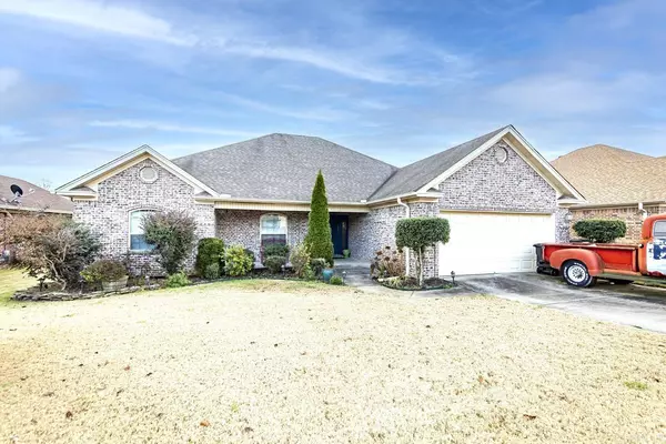 1808 Airborn Drive, Jacksonville, AR 72076