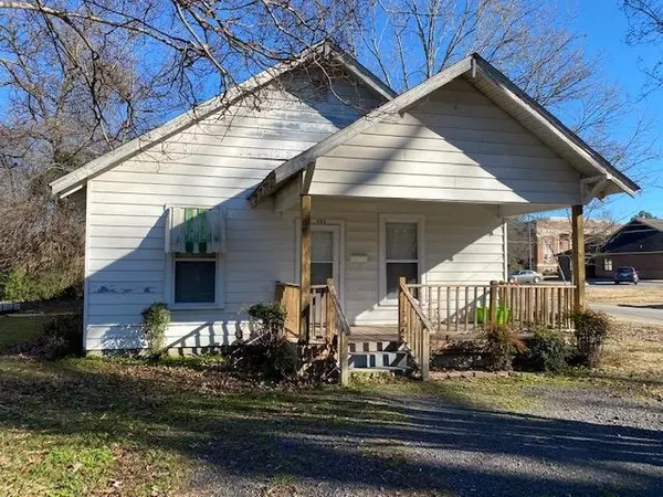 405 Depot Street, Lonoke, AR 72086