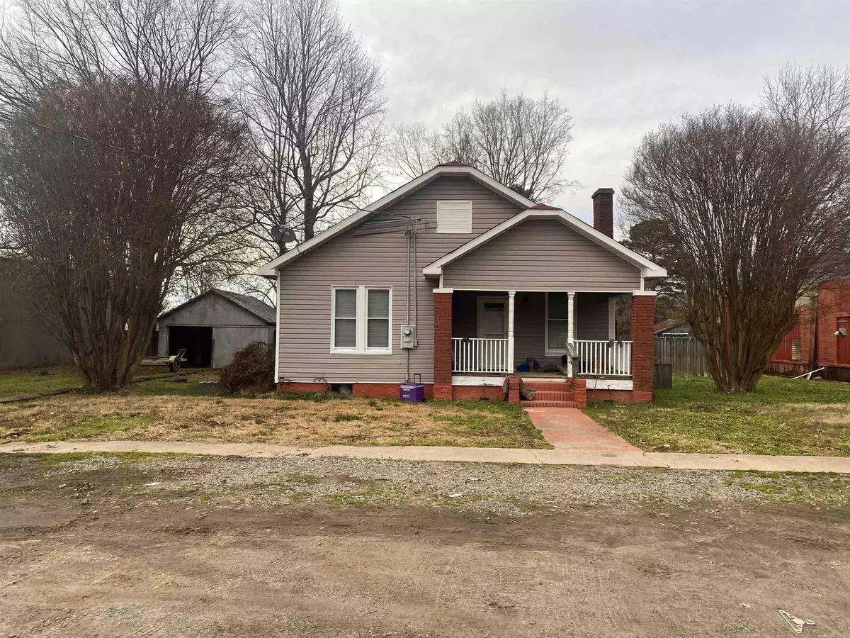 Almyra, AR 72003,104 Main Street