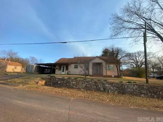 Mena, AR 71953,812 Oak Avenue