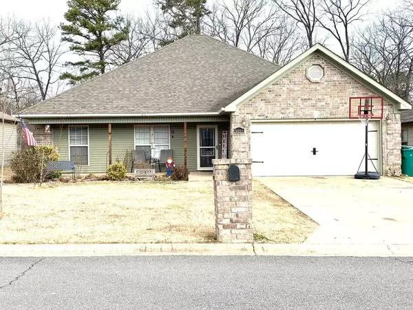 3025 Salinas de Hildalgo, North Little Rock, AR 72118