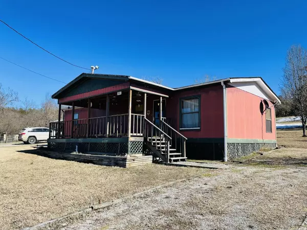 53 2nd Street, Norfork, AR 72658