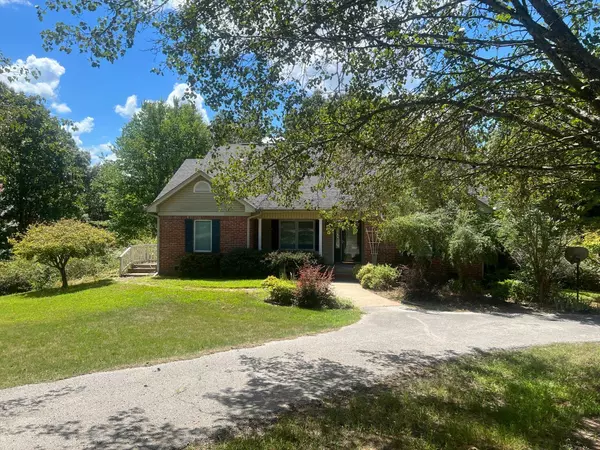 Higden, AR 72067,469 Woodland