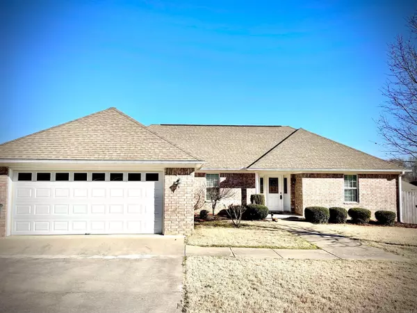 42 Rebecca Lane, Searcy, AR 72143-7254