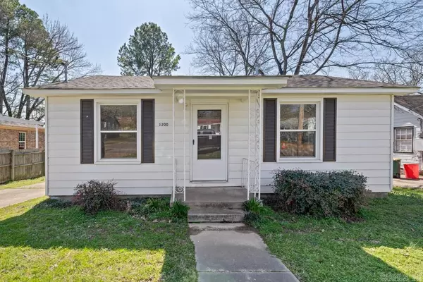 1200 W 49th Street, North Little Rock, AR 72118