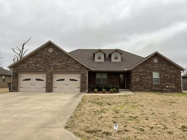 4905 S 27th 1/2, Paragould, AR 72450