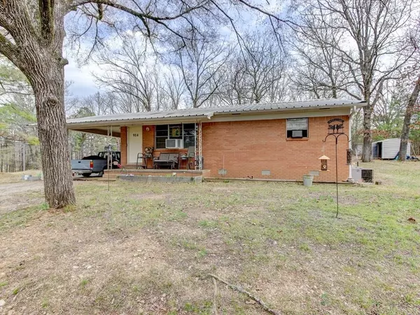 914 mountain Pine, Hot Springs National Park, AR 71913