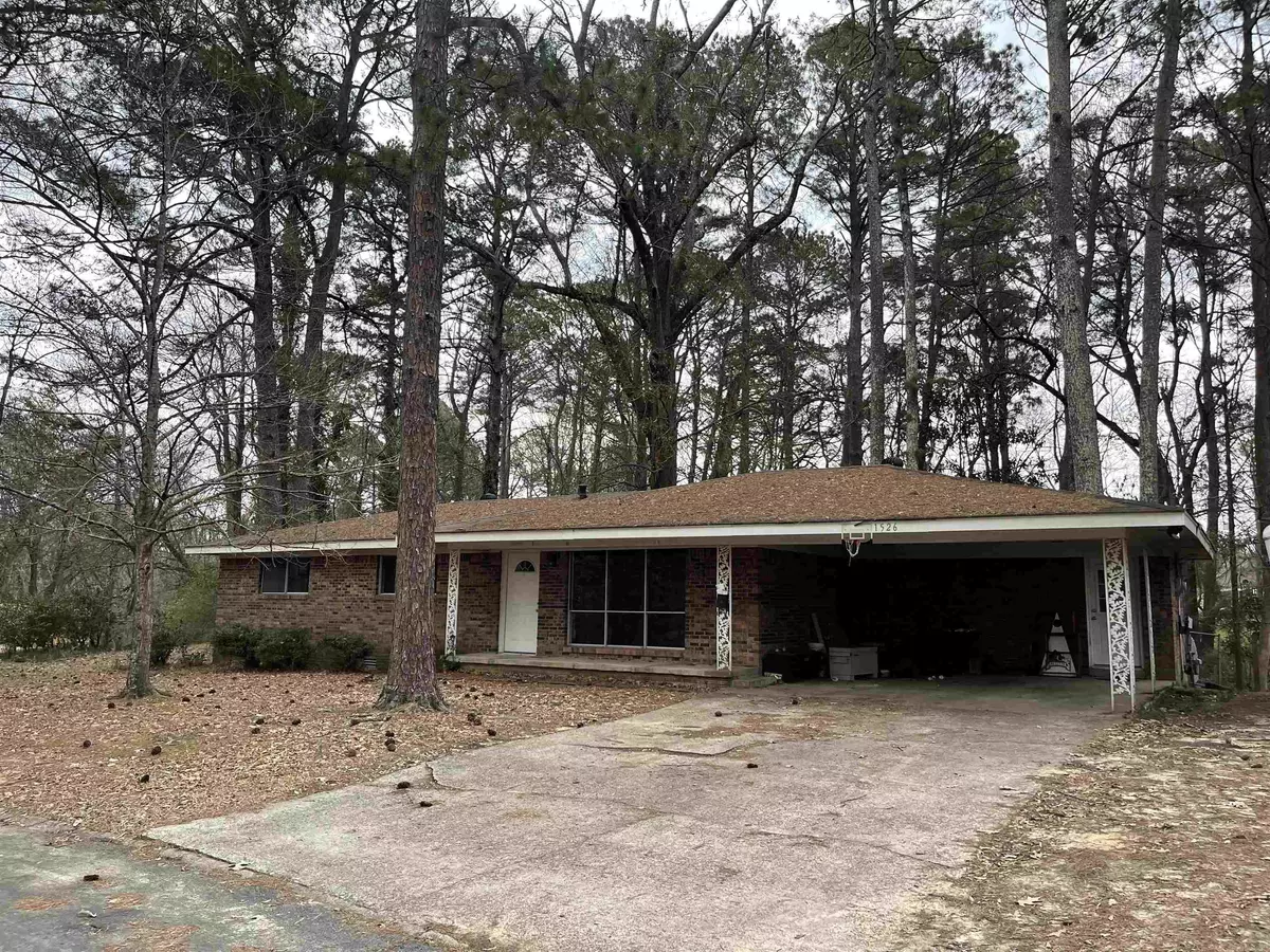 Arkadelphia, AR 71923,1526 Pine Manor Drive