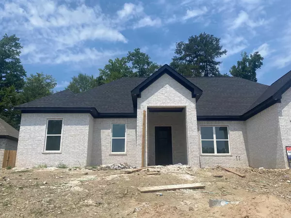 7721 S Shoreline Boulevard, Benton, AR 72019