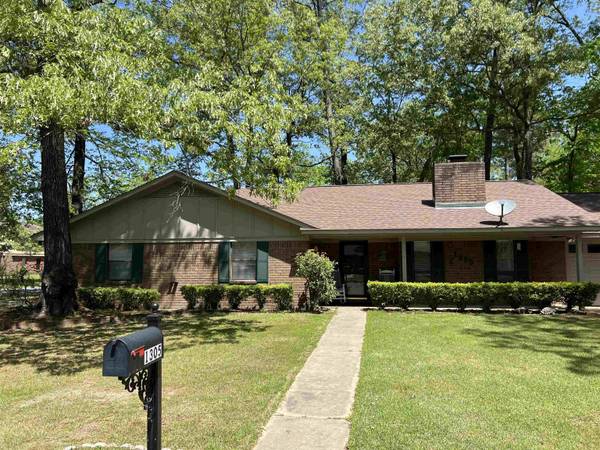 1305 War Eagle Drive, Pine Bluff, AR 71603