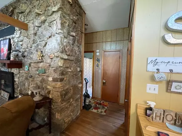 Cherokee Village, AR 72529,1 Patmos Drive