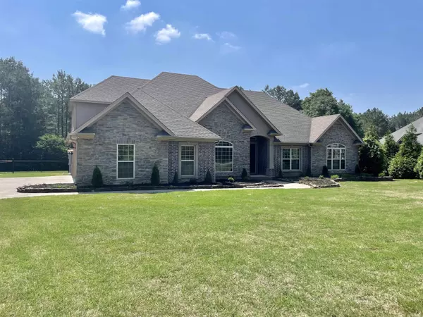 Searcy, AR 72143,64 Maggie Lane