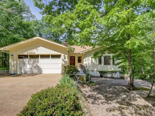 34 Palencia Lane,  Hot Springs Village,  AR 71909