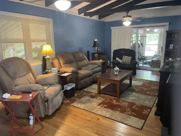 Mount Ida, AR 71957,9 White Oak Circle