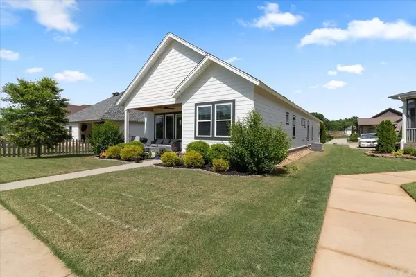 Benton, AR 72019,3017 Province