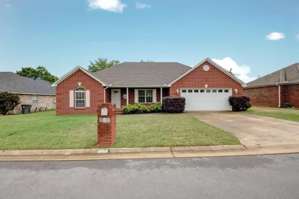 212 Crain Drive, Searcy, AR 72143