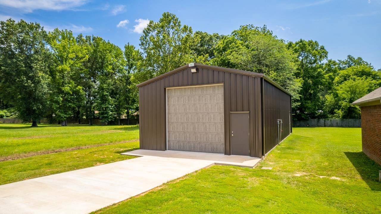 Greenbrier, AR 72058,2 Cornerstone