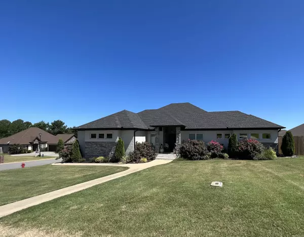 709 Adamson Drive, Searcy, AR 72143