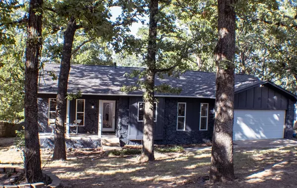 Maumelle, AR 72113,19 Millstone Cove