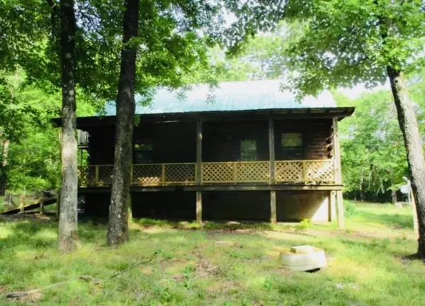 5766 E 254 Highway, Leslie, AR 72645