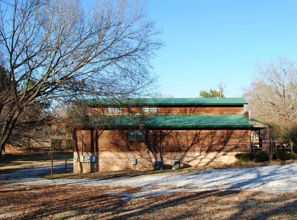 Mountain View, AR 72560,19797 N Hwy 5 Road