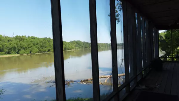 Crocketts Bluff, AR 72038,509 anderson bay lane