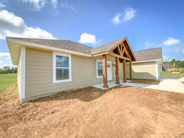 Flippin, AR 72634,95 Lydia Lane