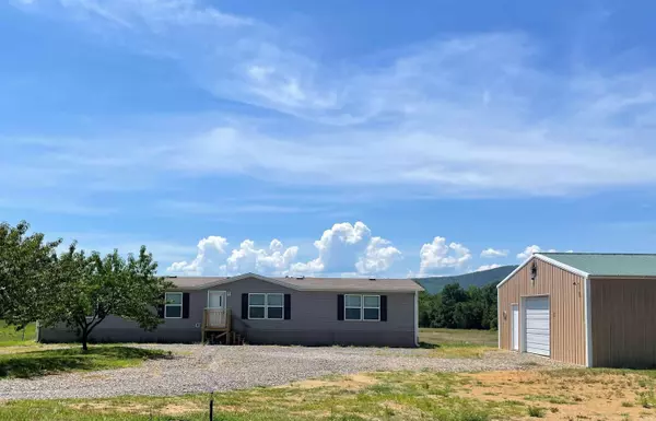 5641 W Hwy 8, Mena, AR 71953