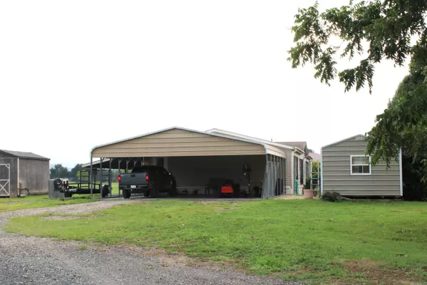 Mena, AR 71953,228 Polk Road 183