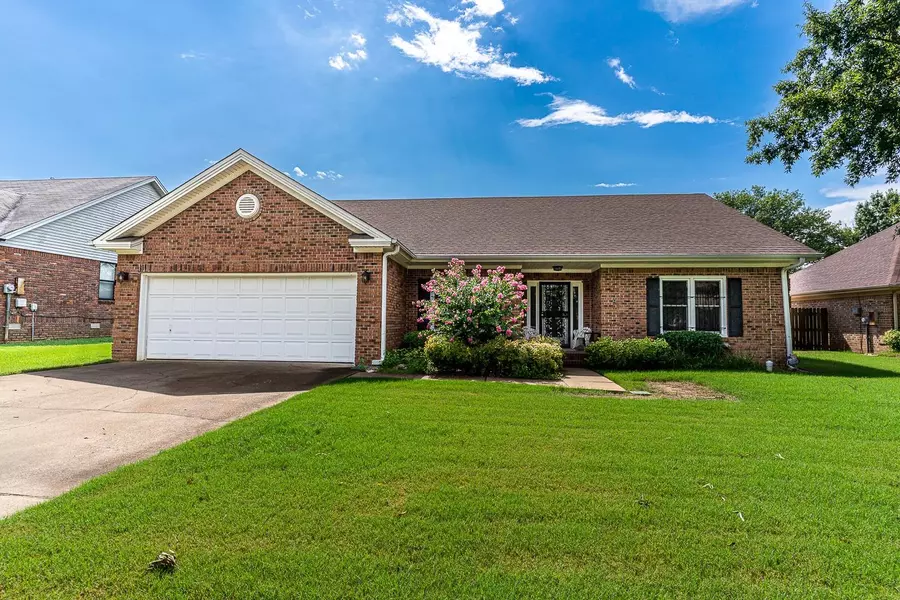 2205 Rains Street, Jonesboro, AR 72401