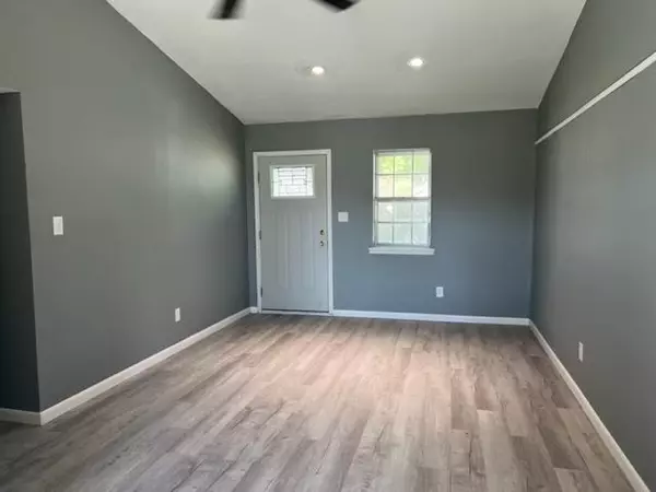 Paragould, AR 72450,511 Belaire