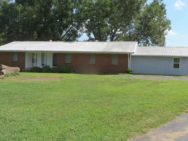 1243 McCullum, Austin, AR 72007